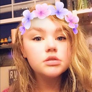 Meet your Posher, Ashley